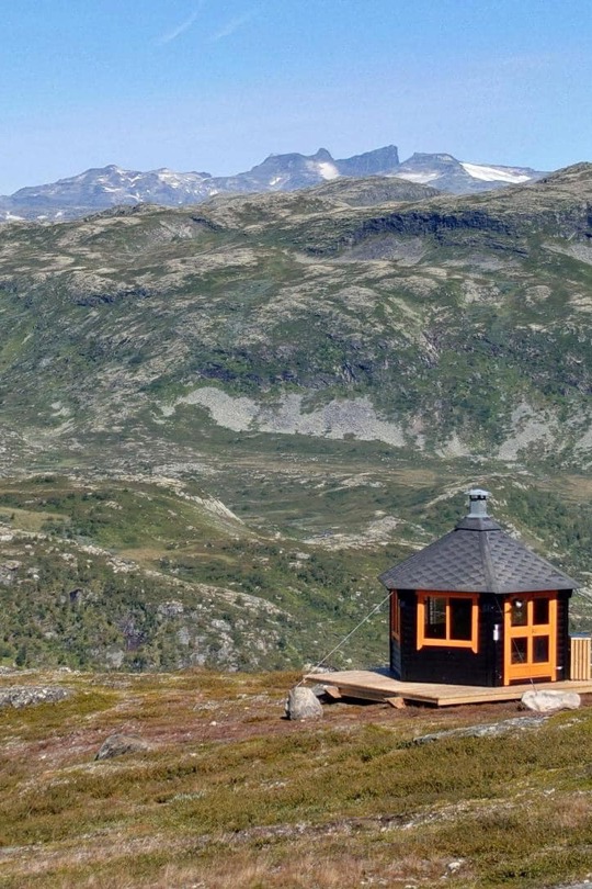 Vidsyn Eldstogo med fantastisk utsikt over Jotunheimen. 