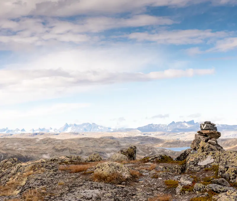 Autumn trip to Skørsnøse with mountain views towards Jotunheimen