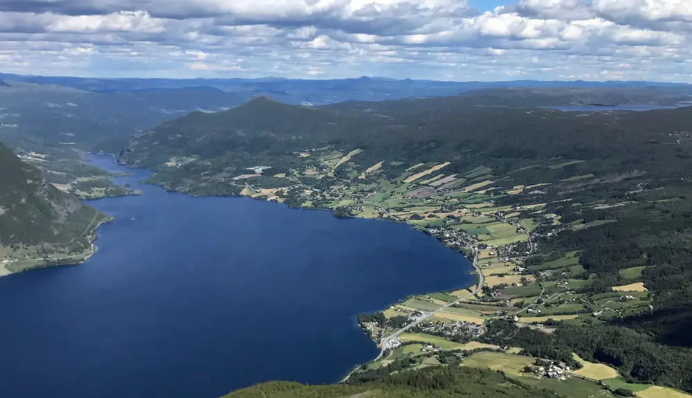 Utsikt fra Uksestigen i Vang
